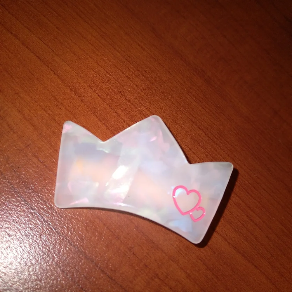Pink crown hair clips